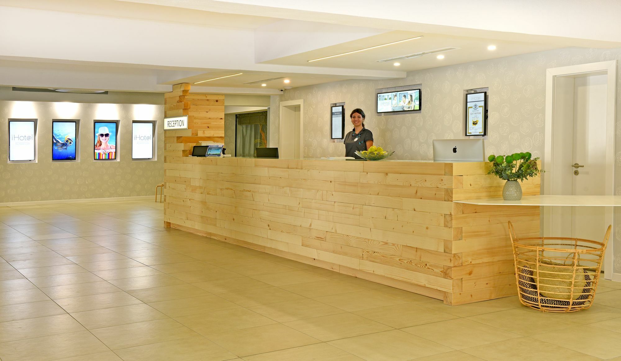 Ihotel ساني بيتش المظهر الخارجي الصورة