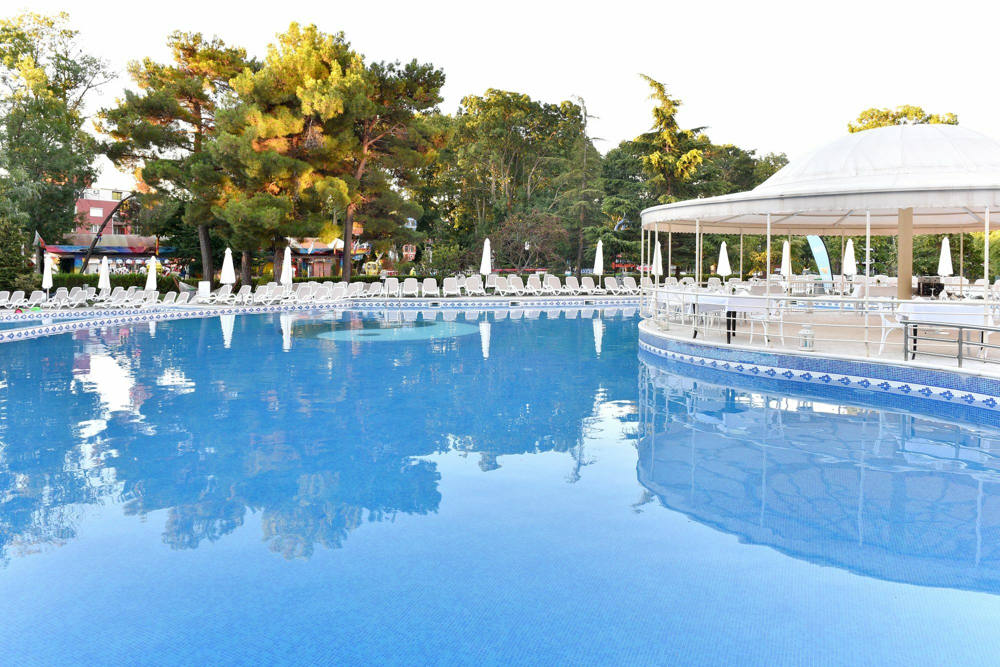 Ihotel ساني بيتش المظهر الخارجي الصورة